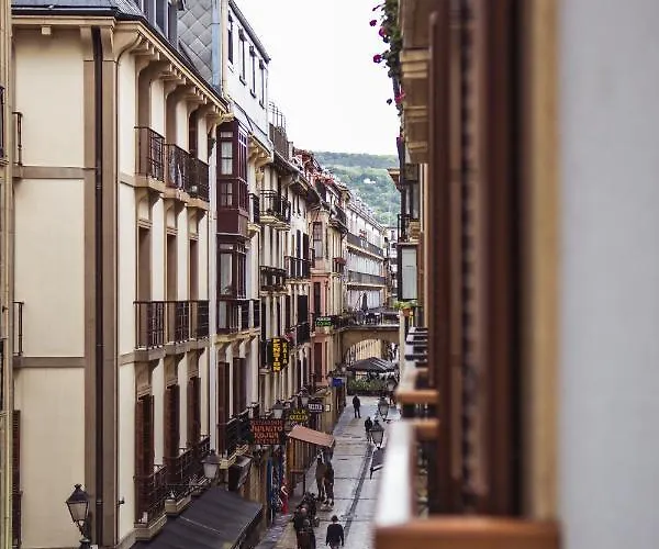 Dot Гостьовий будинок Сан-Себастьян